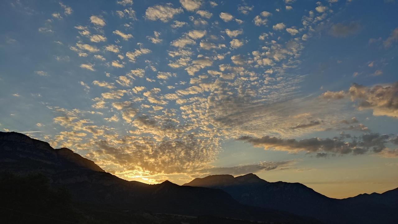 Vila Casa Sisco. Grans Vistes Al Montsec I Panta De Camarasa Ager Exteriér fotografie